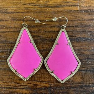 Kendra Scott Alexandra Earring in Magenta